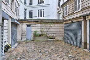 Secret Villiers I Stylish 2 Bed Apt in Villiers