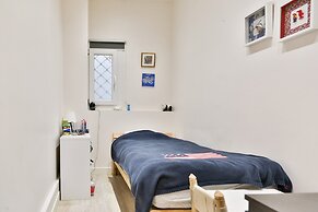 Secret Villiers I Stylish 2 Bed Apt in Villiers