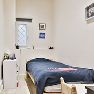 Secret Villiers I Stylish 2 Bed Apt in Villiers