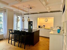 Paradis Chic - Renovated 2 Bed Apt in Paris