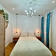 Paradis Chic - Renovated 2 Bed Apt in Paris