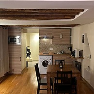 Charming Tuileries 1 Bed Apt in the Centre of Paris