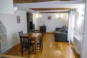 Charming Tuileries 1 Bed Apt in the Centre of Paris