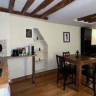 Charming Tuileries 1 Bed Apt in the Centre of Paris