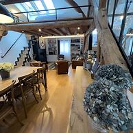 Dreamy Rive Gauche Modern 2 Bed Apt in Paris