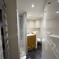 Dreamy Rive Gauche Modern 2 Bed Apt in Paris