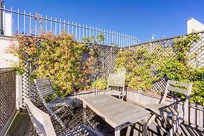 Dreamy Rive Gauche Modern 2 Bed Apt in Paris