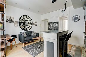 Aramis S Vres Modern 1 Bed Apt in Paris
