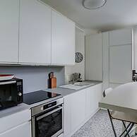 Bright Etoile Bright 2 bed Close to Eiffel Tower Arc the Triomphe et C