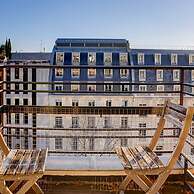 Bright Etoile Bright 2 bed Close to Eiffel Tower Arc the Triomphe et C
