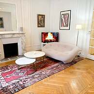 Chic Grenelle 3 Bedroom Apartment in Paris