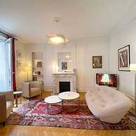 Chic Grenelle 3 Bedroom Apartment in Paris