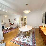 Chic Grenelle 3 Bedroom Apartment in Paris