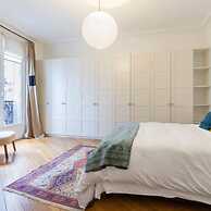 Chic Grenelle 3 Bedroom Apartment in Paris