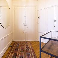 Zola Riverview Great 2 Bedroom in Paris