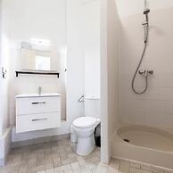 Zola Riverview Great 2 Bedroom in Paris