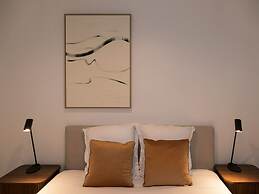 Copernic Right Luminous 2BR Apartment in Paris