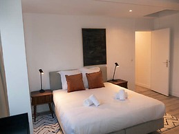 Copernic Right Luminous 2BR Apartment in Paris
