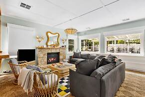 Portsea Paradise Pool and Tennis Court