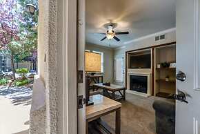 Marketing in Reno With 2 Bedrooms and 2 Bathrooms