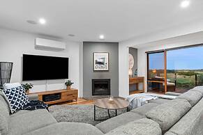 St Andrews Beach House Golf Course Views Spa Beach