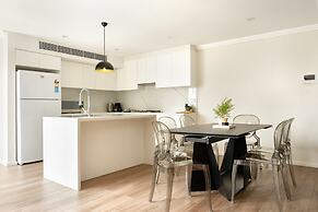 Balmain Family Tranquility - Harbour Views