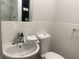 Prahran Convenience - Close to Everything