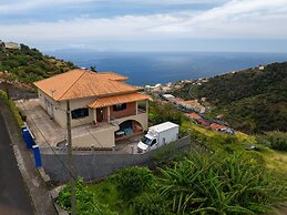 Villa Flor in Santa Cruz