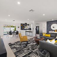 Casa del Sol- Modern Paradise w Pool and Casita