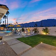 Casa del Sol- Modern Paradise w Pool and Casita