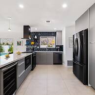 Casa del Sol- Modern Paradise w Pool and Casita