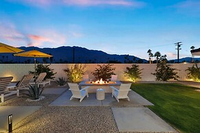 Casa del Sol- Modern Paradise w Pool and Casita