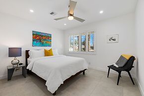 Casa del Sol- Modern Paradise w Pool and Casita