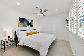 Casa del Sol- Modern Paradise w Pool and Casita