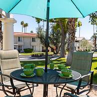 Desert Rose- Condo With Pool and Tennis Courts