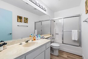 Desert Rose- Condo With Pool and Tennis Courts