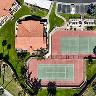Desert Rose- Condo With Pool and Tennis Courts
