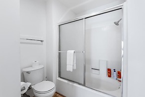 Desert Rose- Condo With Pool and Tennis Courts