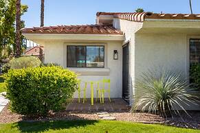 Desert Rose- Condo With Pool and Tennis Courts
