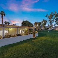 The Wells at Indian Wells - Free Golf Usage