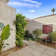 The Wells at Indian Wells - Free Golf Usage