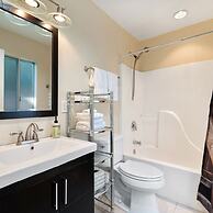 The Palms- Pool Jacuzzi and Pet Friendly