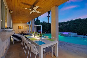 The Palms- Pool Jacuzzi and Pet Friendly