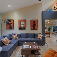 The Palms- Pool Jacuzzi and Pet Friendly