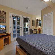 The Palms- Pool Jacuzzi and Pet Friendly