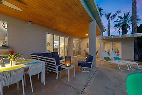 The Palms- Pool Jacuzzi and Pet Friendly