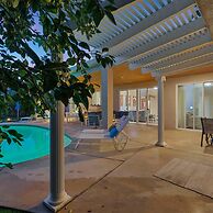 The Palms- Pool Jacuzzi and Pet Friendly