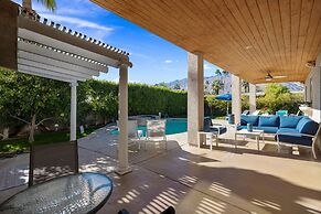 The Palms- Pool Jacuzzi and Pet Friendly