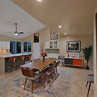 The Palms- Pool Jacuzzi and Pet Friendly