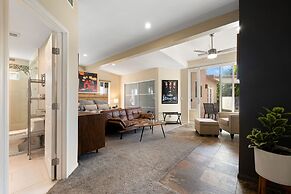 The Palms- Pool Jacuzzi and Pet Friendly